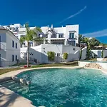 Deluxe 2 Bed * Estepona