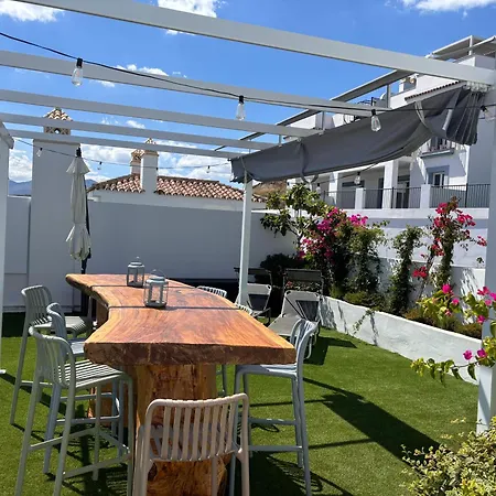 Deluxe 2 Bed Apartamento Estepona